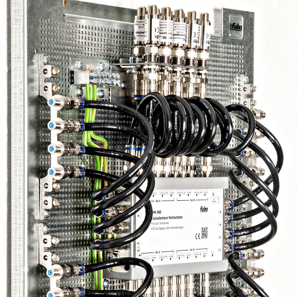 Fuba FMP 924 SL Multischalterpanel 9/24 mit Schrank-/bilder/big/fmp_924_sl_5.jpg