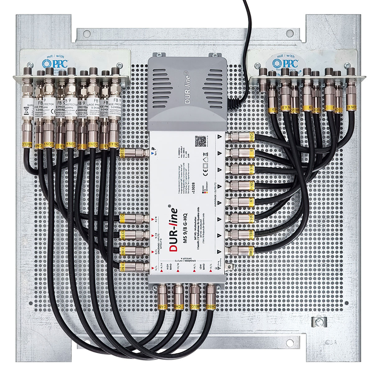 Multischalterpanel 9/8 - XmediaSat MP-DMS98-44 für 8 Teilnehmer vormontiert mit Potentialausgleich und Überspannungsschutz