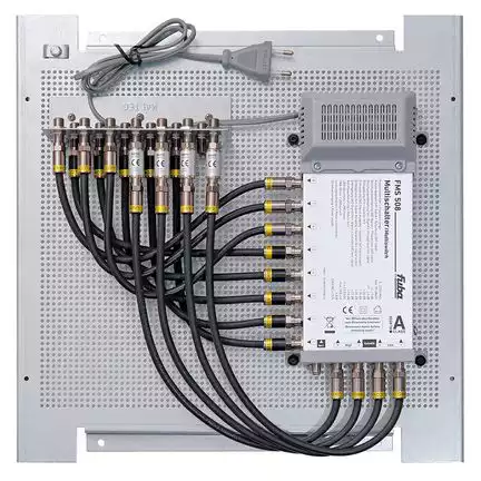 11111Multischalterpanel 5/8 - XmediaSat MP-FMS508 für 8 Teilnehmer vormontiert mit Potentialausgleich und Überspannungsschutz