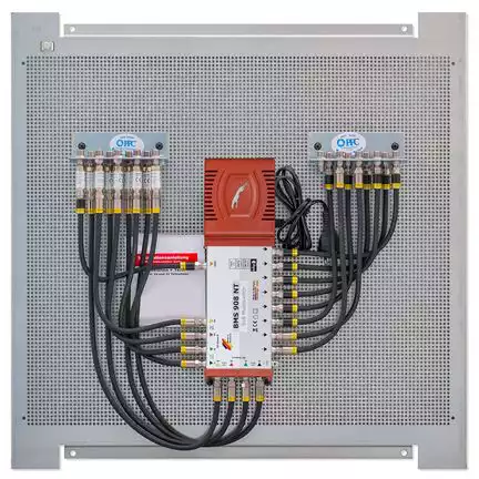 11111Multischalterpanel 9/8 - XmediaSat MP-BMS908NT für 8 Teilnehmer vormontiert mit Potentialausgleich und Überspannungsschutz