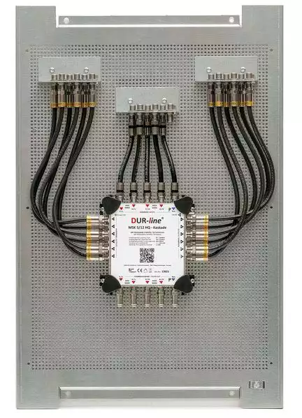 11111Multischalterpanel 5/12 - XmediaSat MP-MSK512HQ-NUS für 12 Teilnehmer Kaskade vormontiert mit Potentialausgleich